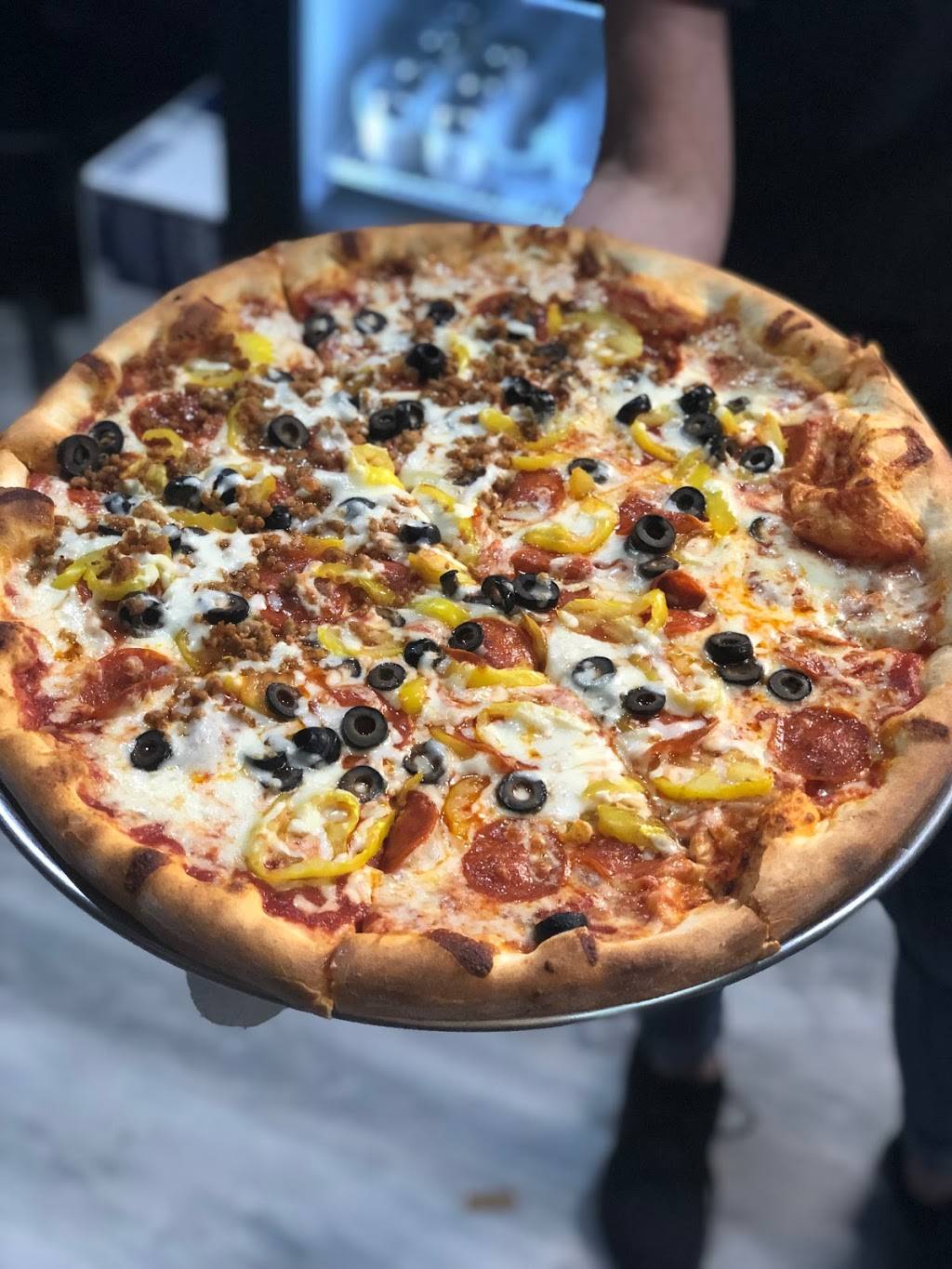 Jakes Bar and Grill | restaurant | 2305 N Gateway Ave, Harriman, TN 37748, USA | 8652458348 OR +1 865-245-8348