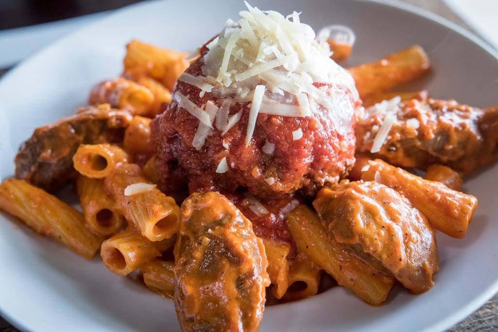 Bellinis Italian Eatery - Latham | meal takeaway | 624 New Loudon Rd, Latham, NY 12110, USA | 5186081145 OR +1 518-608-1145