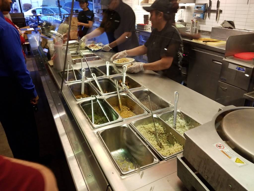 Chipotle Mexican Grill | restaurant | 4520 Lee Hwy, Arlington, VA 22207, USA | 5718584160 OR +1 571-858-4160