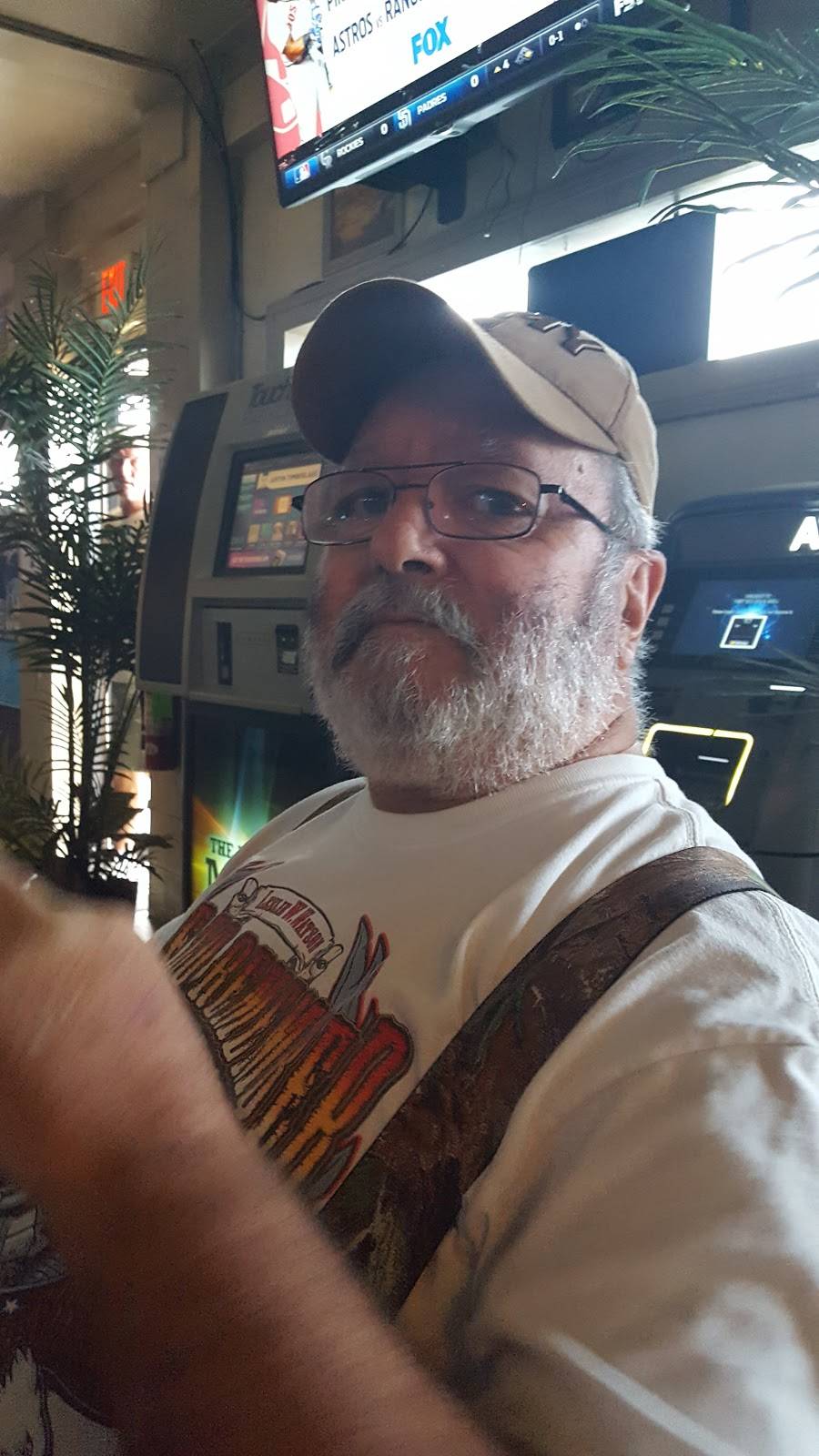 West End Bar & Grill | restaurant | # 10, 4120, 244 Dover Rd, Clarksville, TN 37042, USA | 9315422999 OR +1 931-542-2999