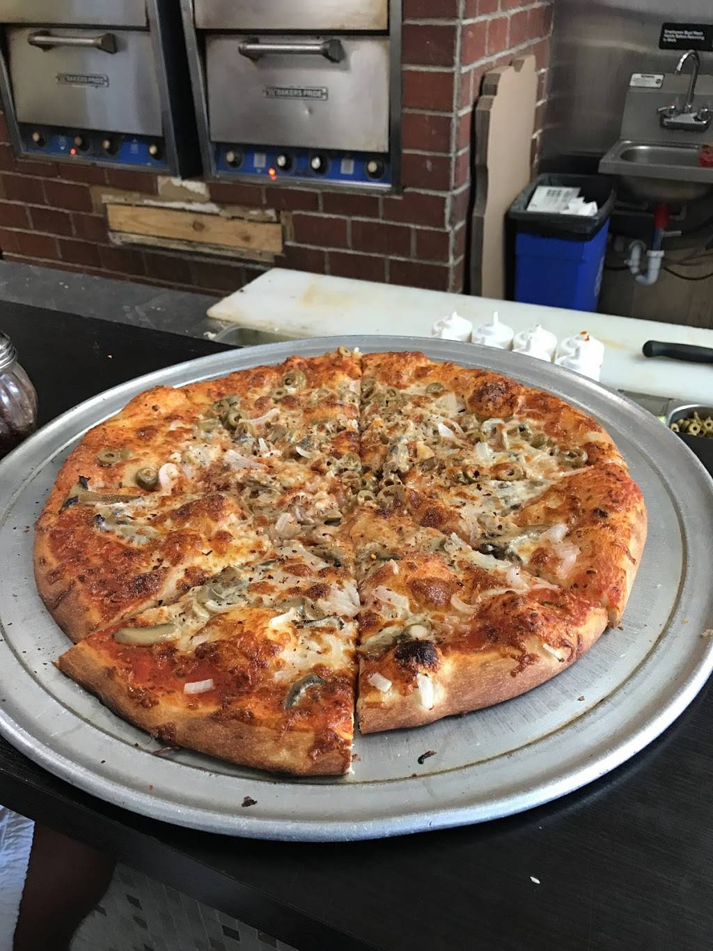 Mama Pizza & Coffee Shop | meal delivery | 19200 W Dixie Hwy, Miami, FL 33180, USA | 3059011502 OR +1 305-901-1502