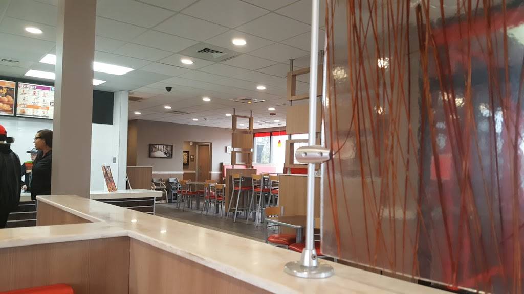 Burger King | restaurant | 1033 Farmington Ave, Bristol, CT 06010, USA | 8605820802 OR +1 860-582-0802