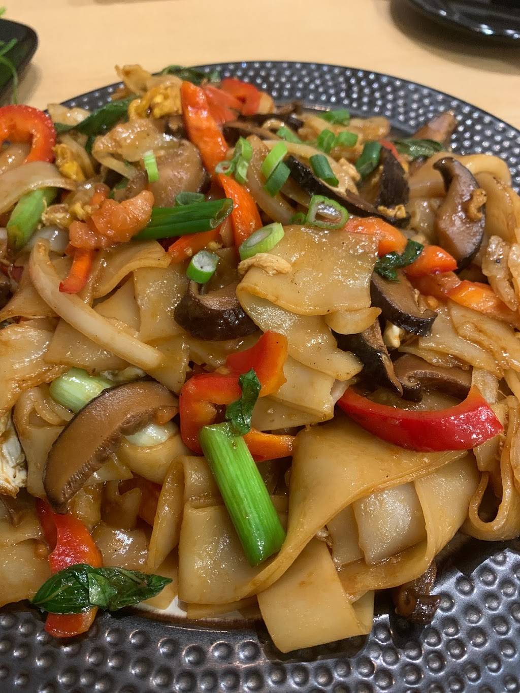 Smashburger | restaurant | 2222 McKinney Ave, Dallas, TX 75201, USA | 4693413394 OR +1 469-341-3394