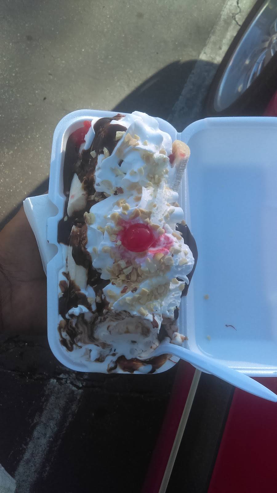 Tastee | restaurant | 168 E 4th St, Perris, CA 92570, USA | 9516575018 OR +1 951-657-5018