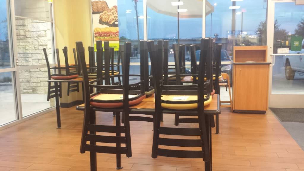 Subway Restaurants | restaurant | 1009 TX-121 Loop, Belton, TX 76513, USA | 2549337623 OR +1 254-933-7623