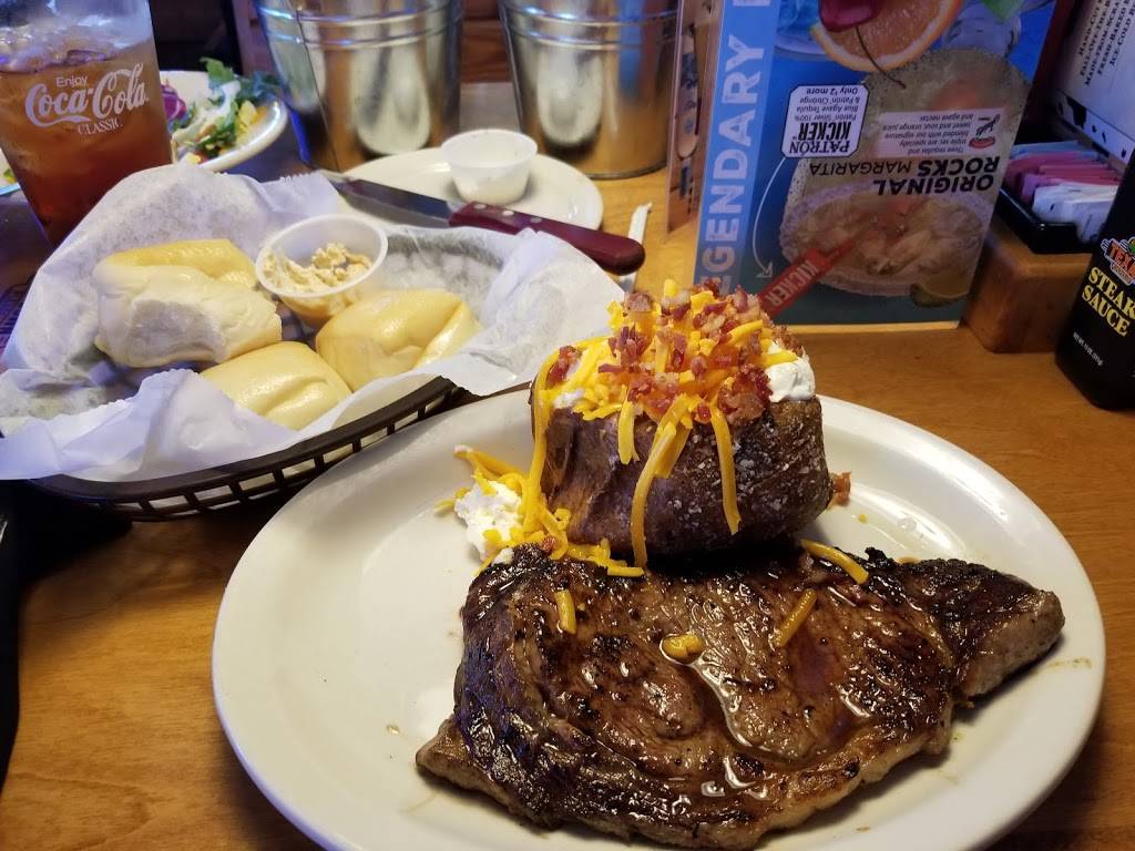 Texas Roadhouse | restaurant | 2900 James Sanders Blvd, Paducah, KY 42001, USA | 2704427000 OR +1 270-442-7000