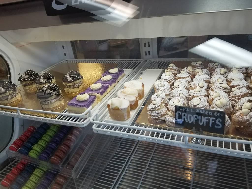 Le Paris Artisan & Gourmet Café | restaurant | 3921 Broadway St, American Canyon, CA 94503, USA | 7077310948 OR +1 707-731-0948