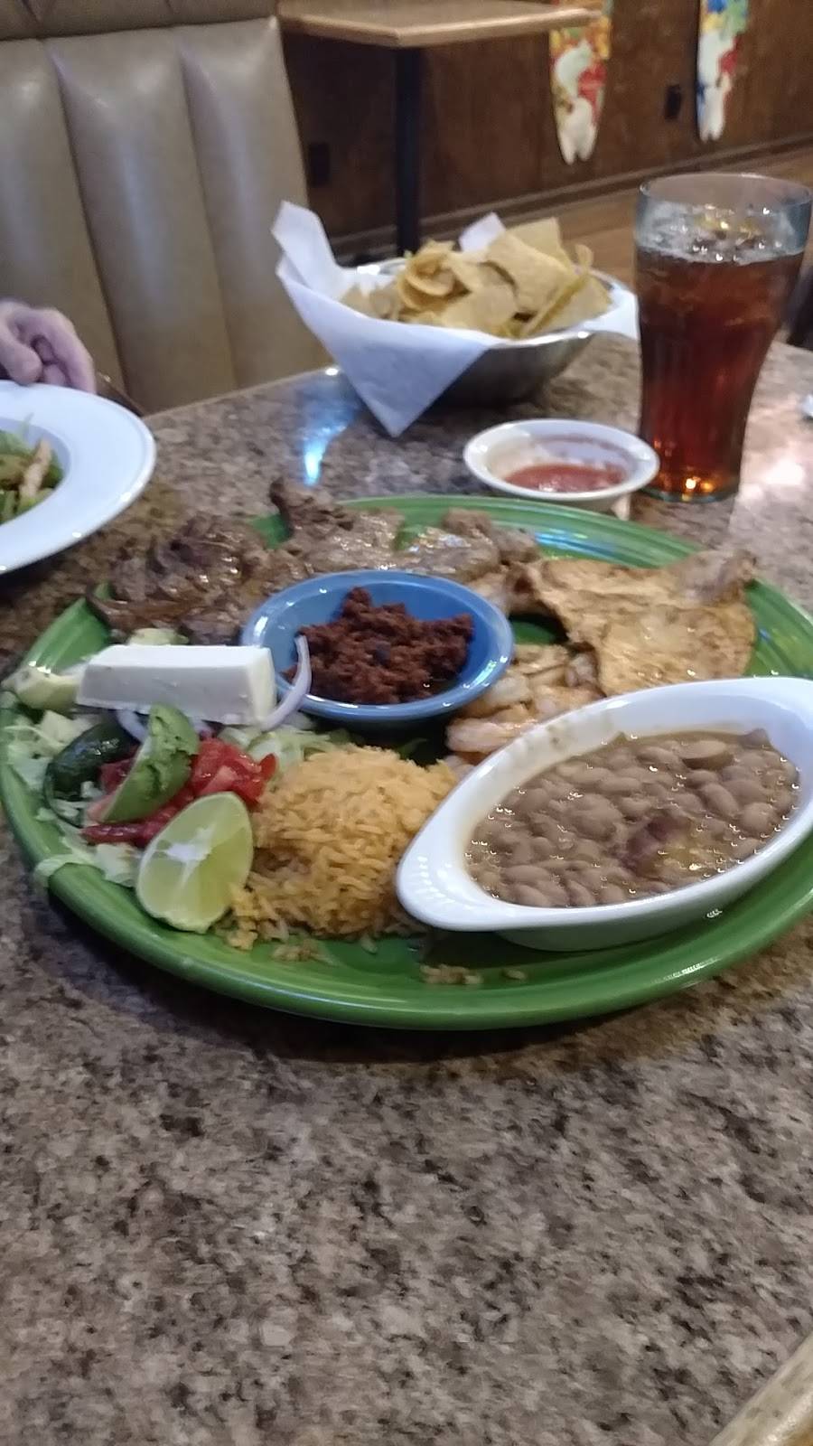 Mariachis Mexican Restaurant | restaurant | 1217 Lancaster Bypass W, Lancaster, SC 29720, USA | 8032869488 OR +1 803-286-9488