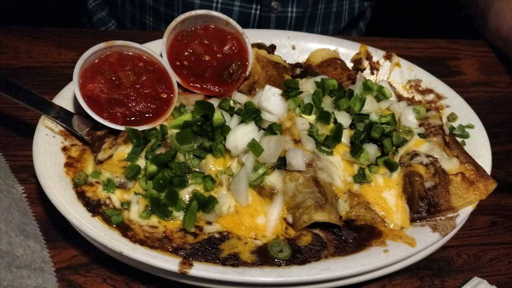 Charlies Bar & Grille | restaurant | 3519 Plainfield Ave NE, Grand Rapids, MI 49525, USA | 6163640567 OR +1 616-364-0567