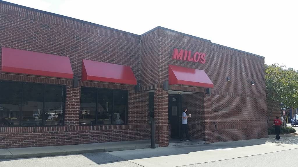 Milos Hamburgers | restaurant | 1449 Montgomery Hwy, Vestavia Hills, AL 35216, USA | 2058236456 OR +1 205-823-6456