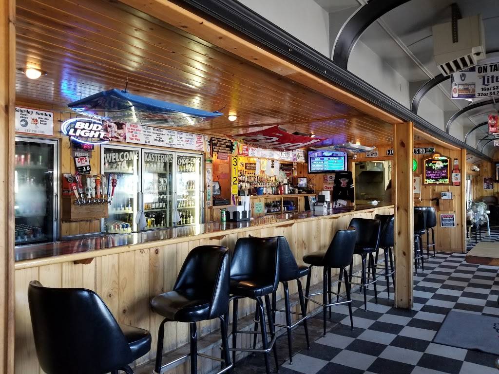 Choo Choo Bar & Grill | restaurant | 5002 E 3rd St, Superior, WI 54880, USA | 7153983788 OR +1 715-398-3788