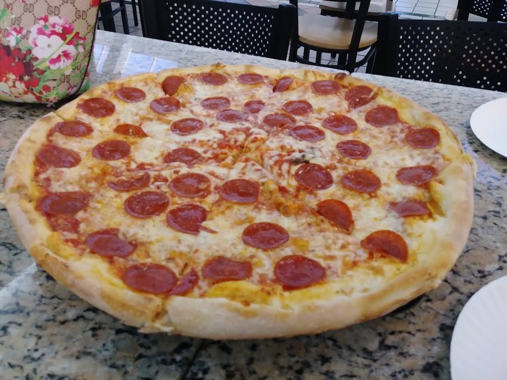 Schiano Pizza | restaurant | Plaza Del Sol, 3831 W Vine St, Kissimmee, FL 34741, USA | 4079335383 OR +1 407-933-5383