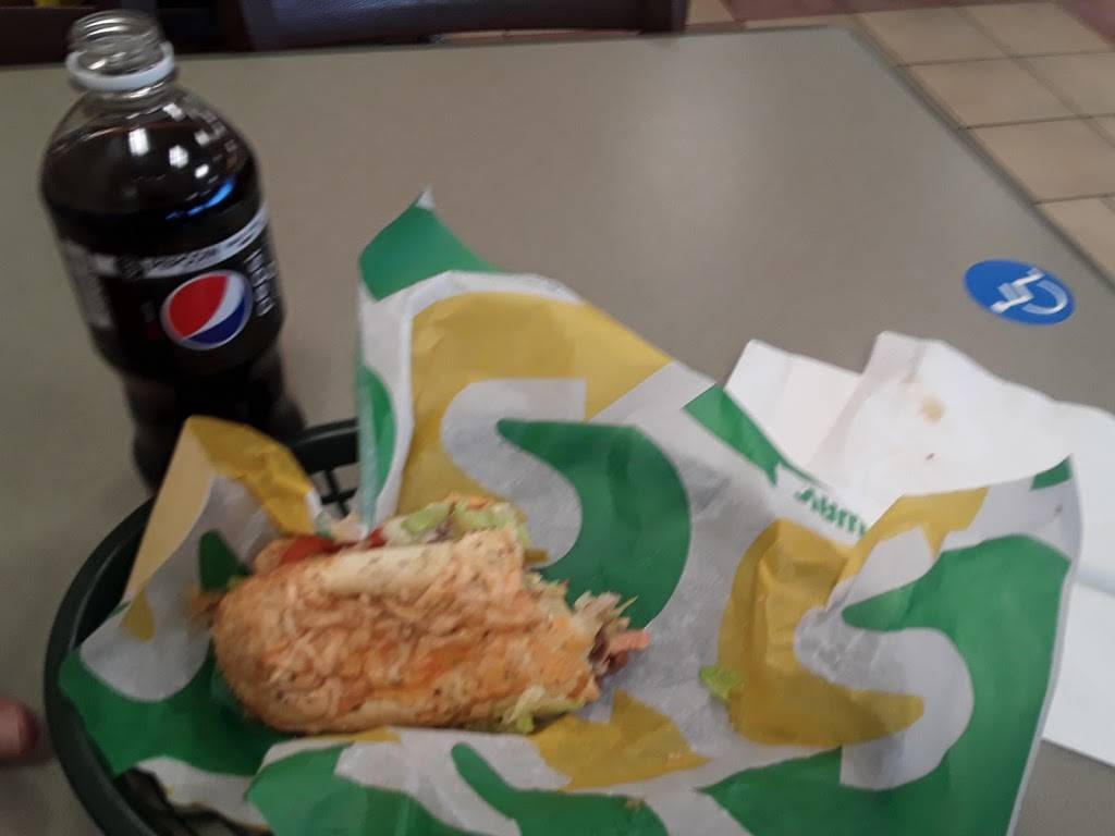 Subway | meal takeaway | 5505 Travel Plaza Dr, Fountain, CO 80817, USA | 7193905800 OR +1 719-390-5800