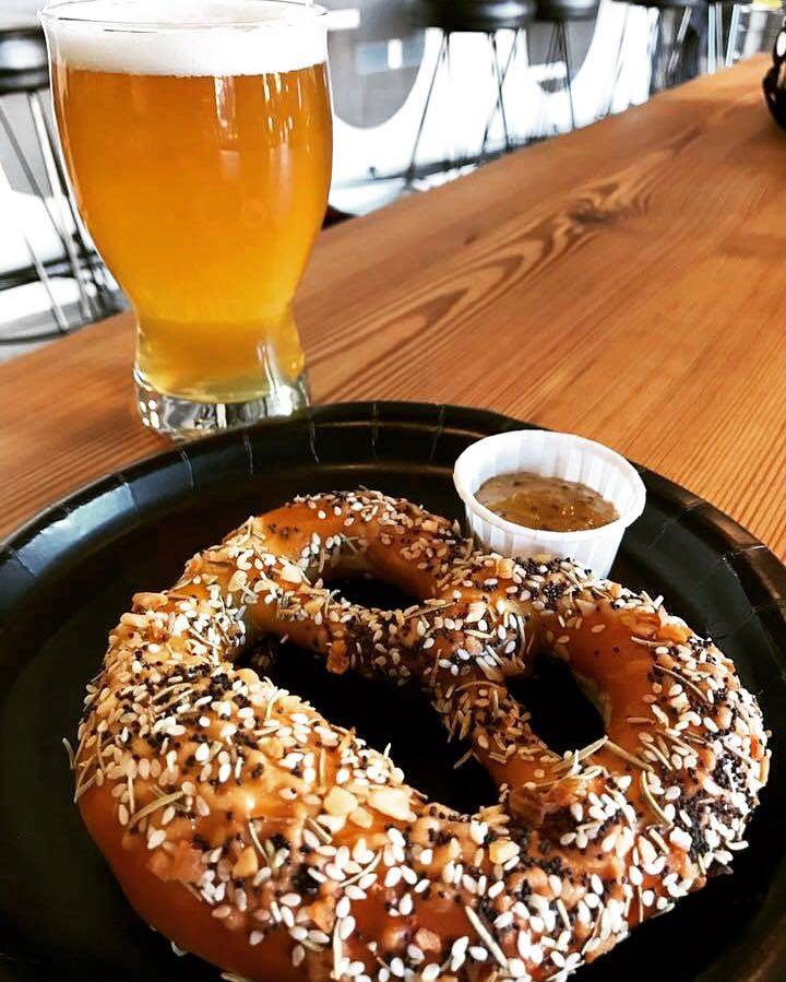 Kings County Brewers Collective | restaurant | 381 Troutman St, Brooklyn, NY 11237, USA | 9292346557 OR +1 929-234-6557