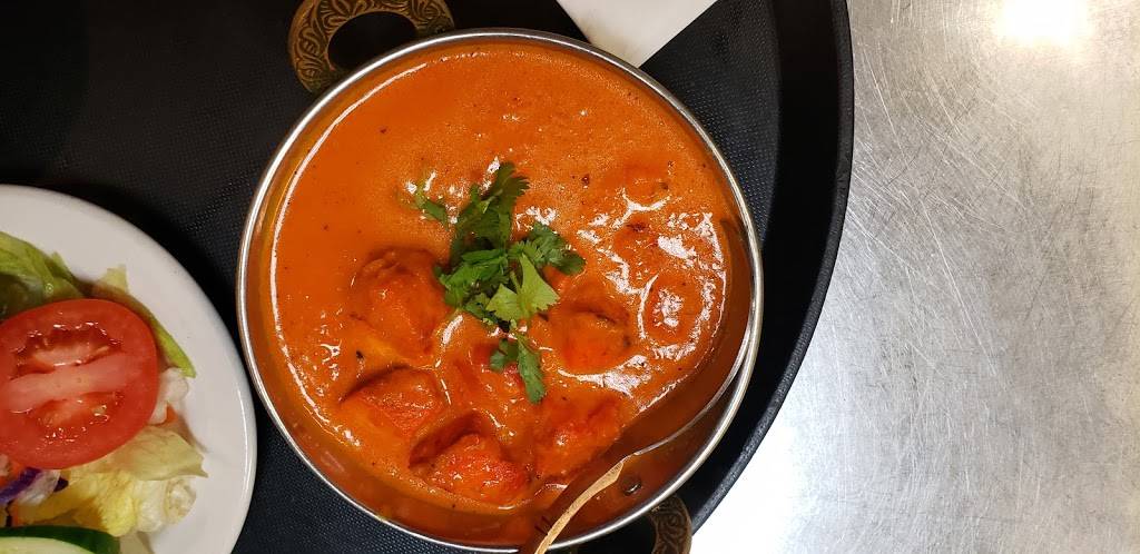 Tandoori King | restaurant | 1915 Pine Ave, Niagara Falls, NY 14301, USA | 7162058835 OR +1 716-205-8835