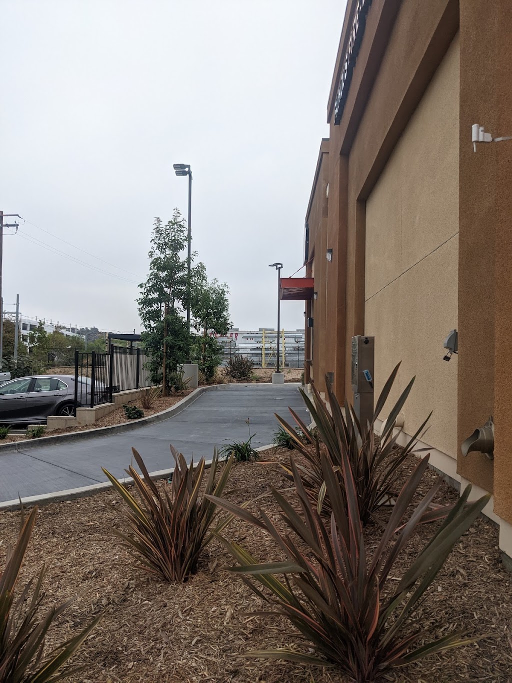 El Pollo Loco | restaurant | 419 Euclid Ave, San Diego, CA 92114, USA | 8582409668 OR +1 858-240-9668