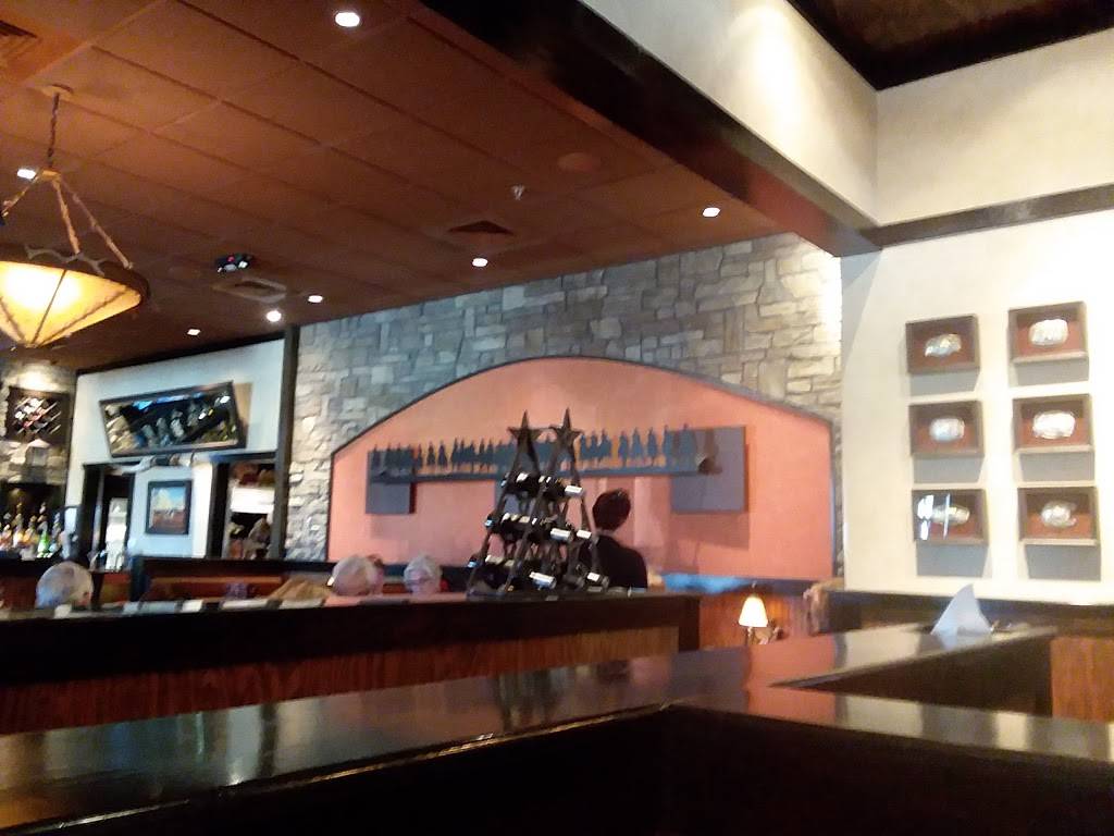 LongHorn Steakhouse | meal takeaway | 121 Crown Pointe Pkwy, Kingsland, GA 31548, USA | 9125762811 OR +1 912-576-2811