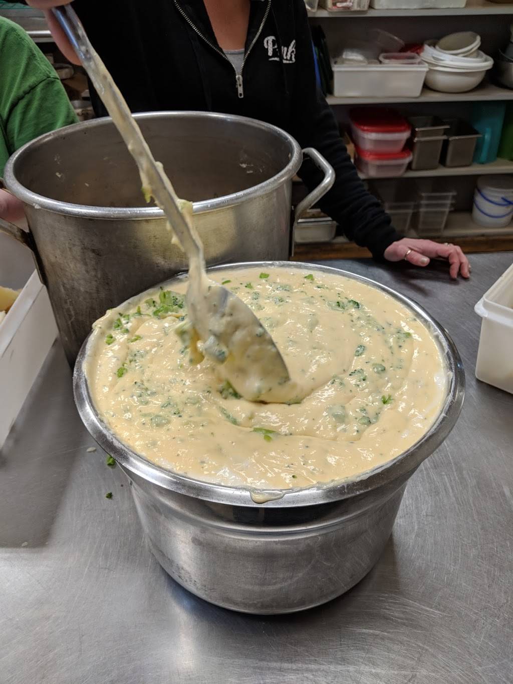 Village Restaurant | restaurant | 6014 New Hartford St, Wolcott, NY 14590, USA | 3155942036 OR +1 315-594-2036