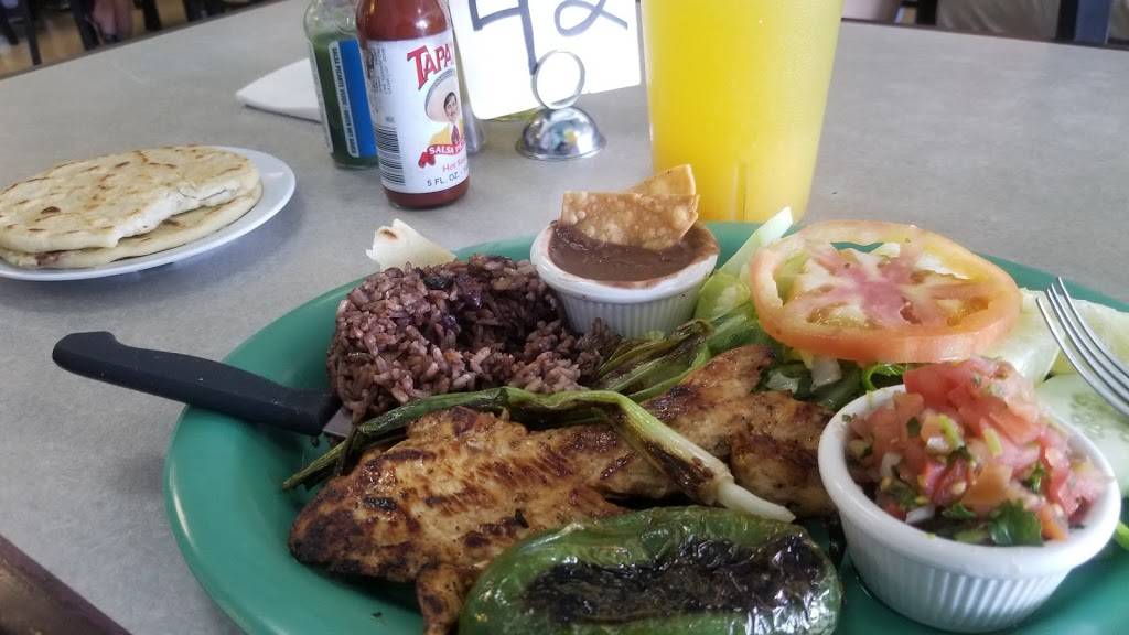 Salvadoreño Restaurant #2 | restaurant | 7333 W Thomas Rd #88, Phoenix, AZ 85033, USA | 6238466100 OR +1 623-846-6100