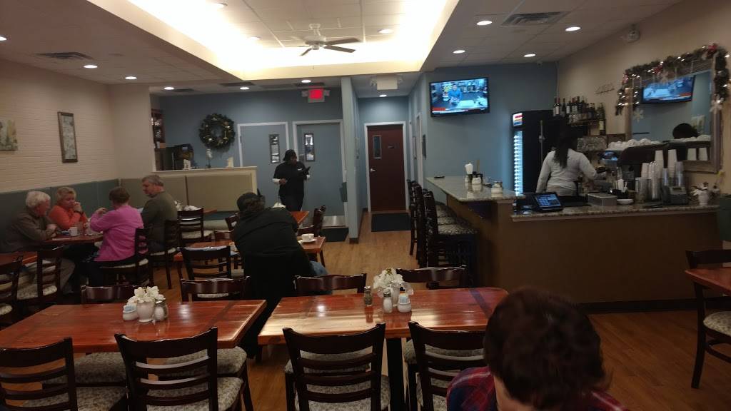 Byrds Restaurant | restaurant | 27 Hidenwood Shopping Center, 2 Hiden Blvd, Newport News, VA 23606, USA | 7572239841 OR +1 757-223-9841