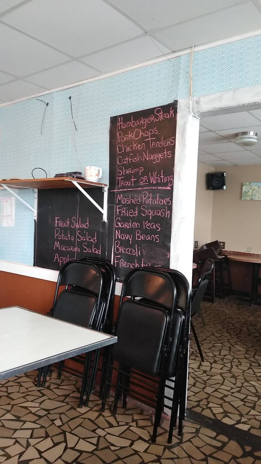 JennaBugs Cafe | restaurant | 88 Delway Hwy, Rose Hill, NC 28458, USA | 9105326040 OR +1 910-532-6040