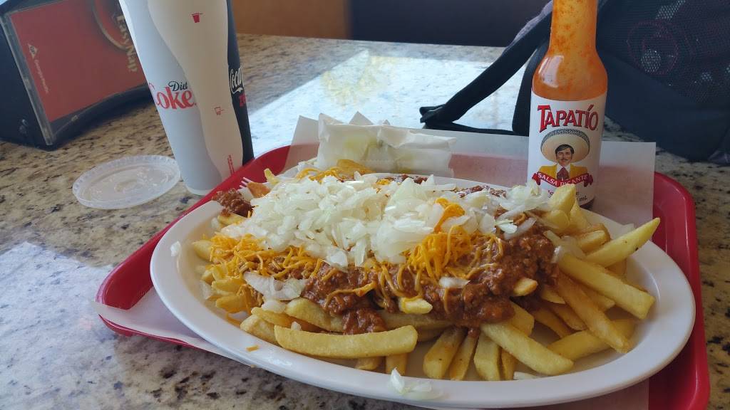 Steves | restaurant | 18202 Prairie Ave, Torrance, CA 90504, USA | 3105429600 OR +1 310-542-9600