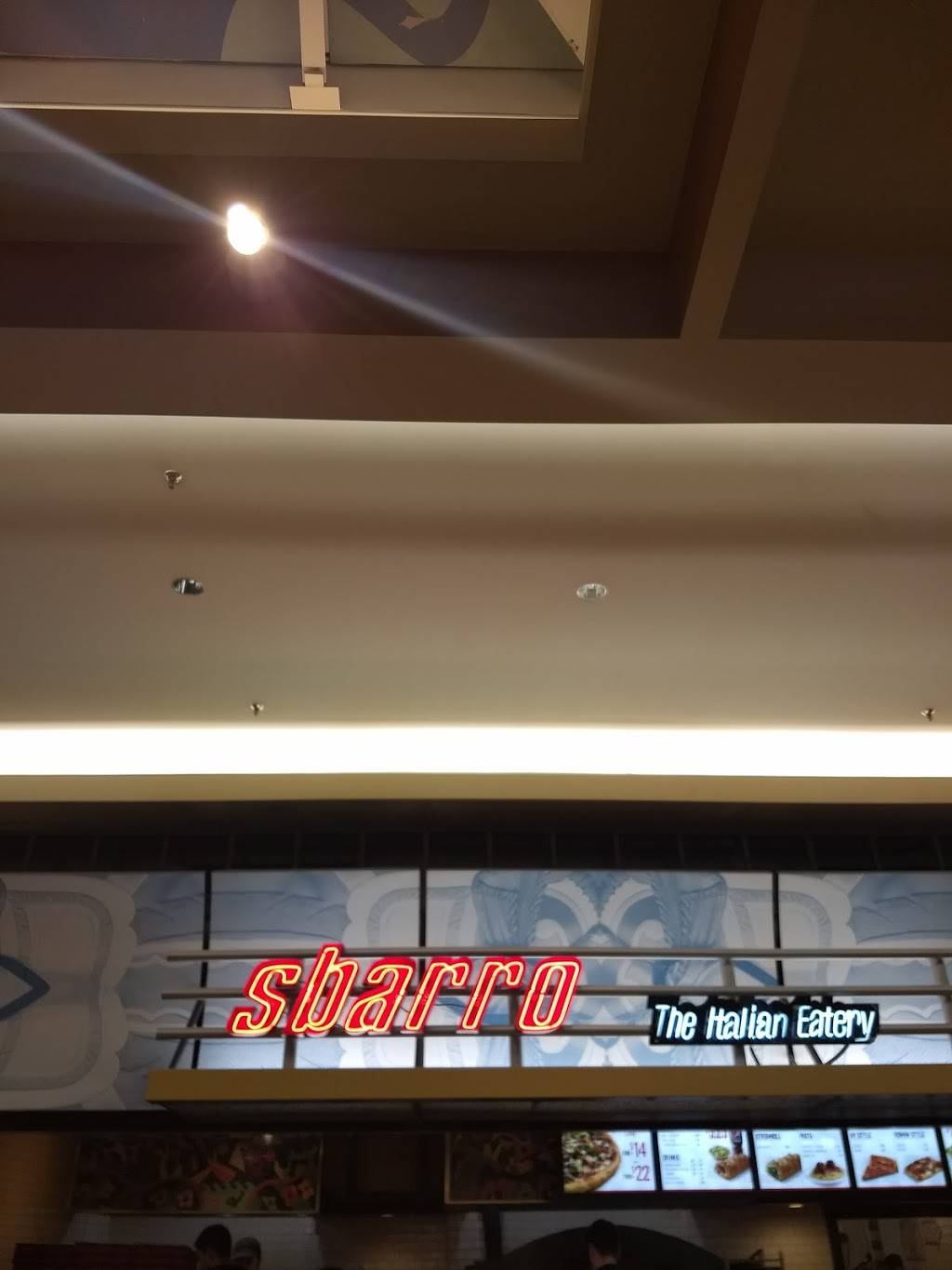 Sbarro | restaurant | 194 Buckland Hills Dr, Manchester, CT 06042, USA | 8606447941 OR +1 860-644-7941