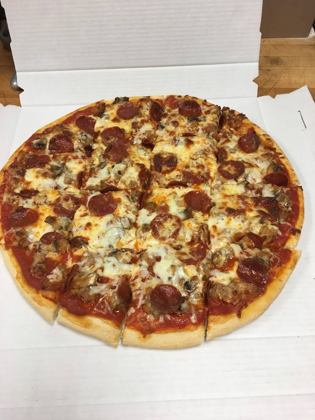 Joeys Pizza | restaurant | 1801 S Wolf Rd, Hillside, IL 60162, USA | 7085933939 OR +1 708-593-3939