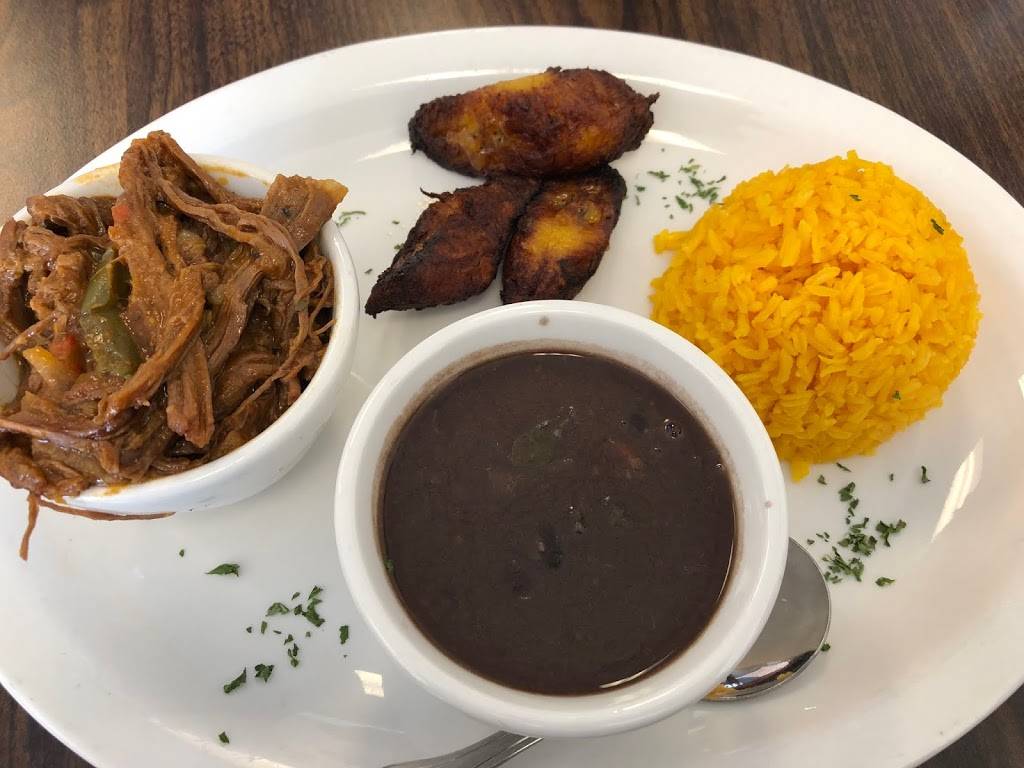 Cuban Foodies | restaurant | 13855 W Hillsborough Ave, Tampa, FL 33635, USA | 8134754493 OR +1 813-475-4493