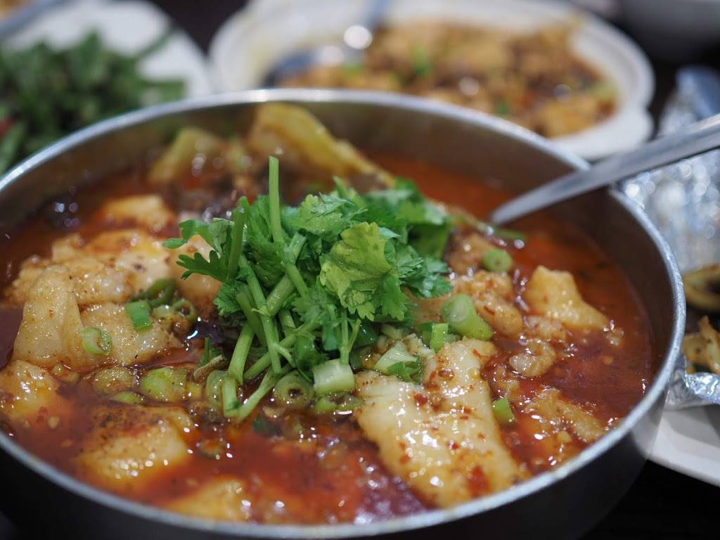 Little Pepper | restaurant | 18-24 College Point Blvd, College Point, NY 11356, USA | 7189397788 OR +1 718-939-7788