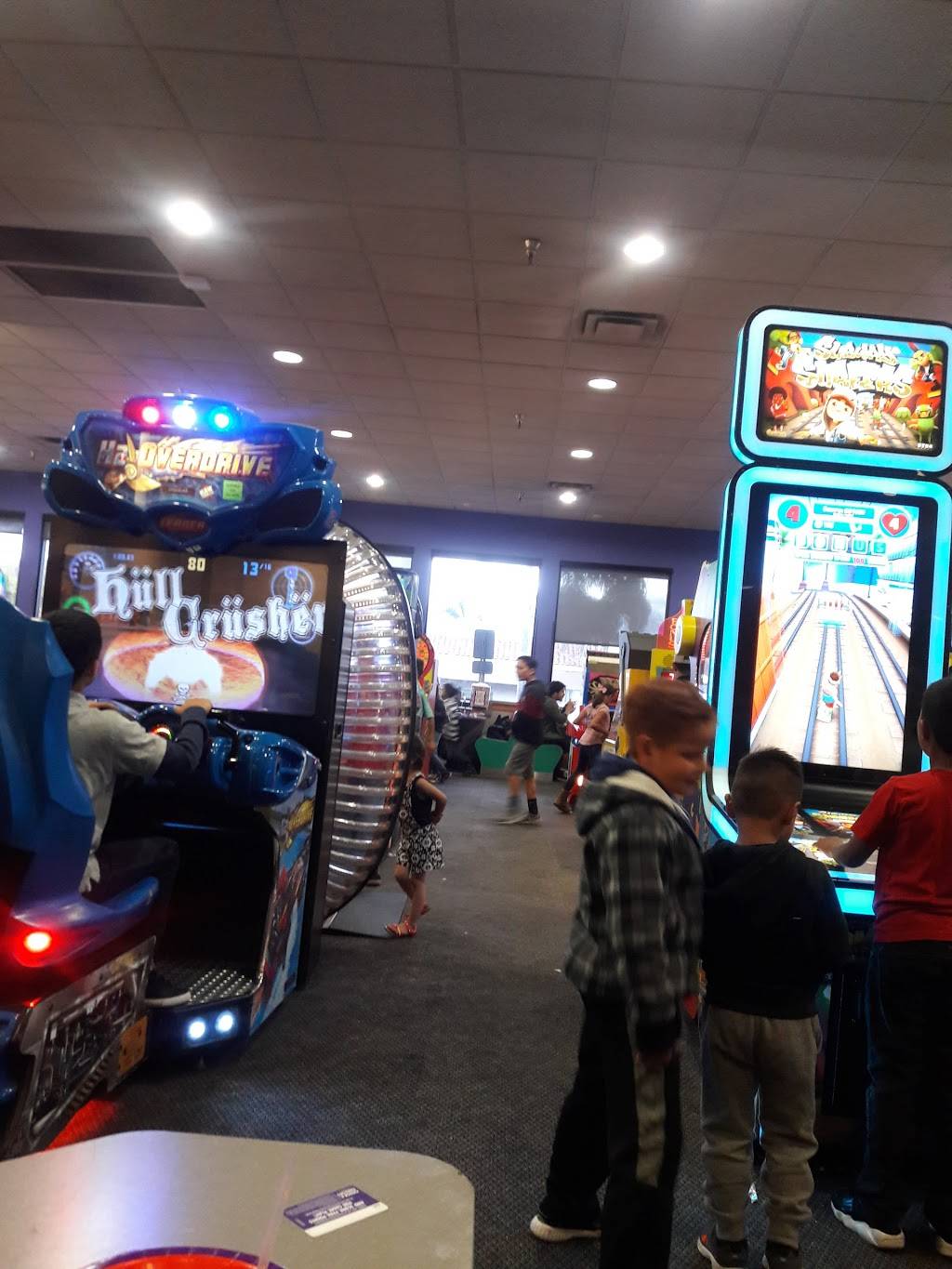 Chuck E. Cheeses | restaurant | 191 N McKinley St, Corona, CA 92879, USA | 9512799903 OR +1 951-279-9903