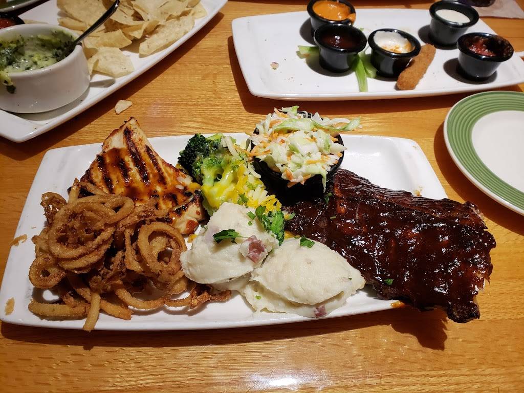 Applebees Grill + Bar | restaurant | 901 N Susquehanna Trail, Selinsgrove, PA 17870, USA | 5703747339 OR +1 570-374-7339