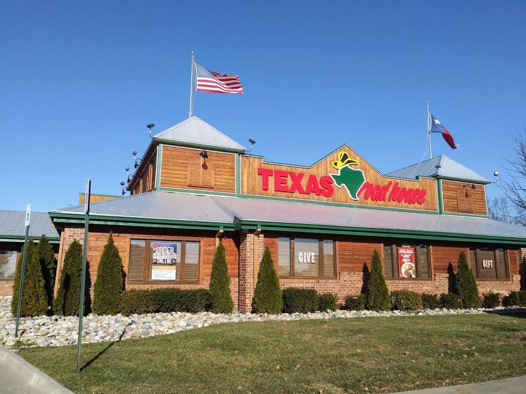 Texas Roadhouse | restaurant | 20201 13 Mile Rd, Roseville, MI 48066, USA | 5862940838 OR +1 586-294-0838