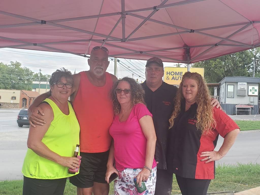 Biggins BBQ | restaurant | 201 E Sagefield Dr, Smyrna, TN 37167, USA | 6154275436 OR +1 615-427-5436