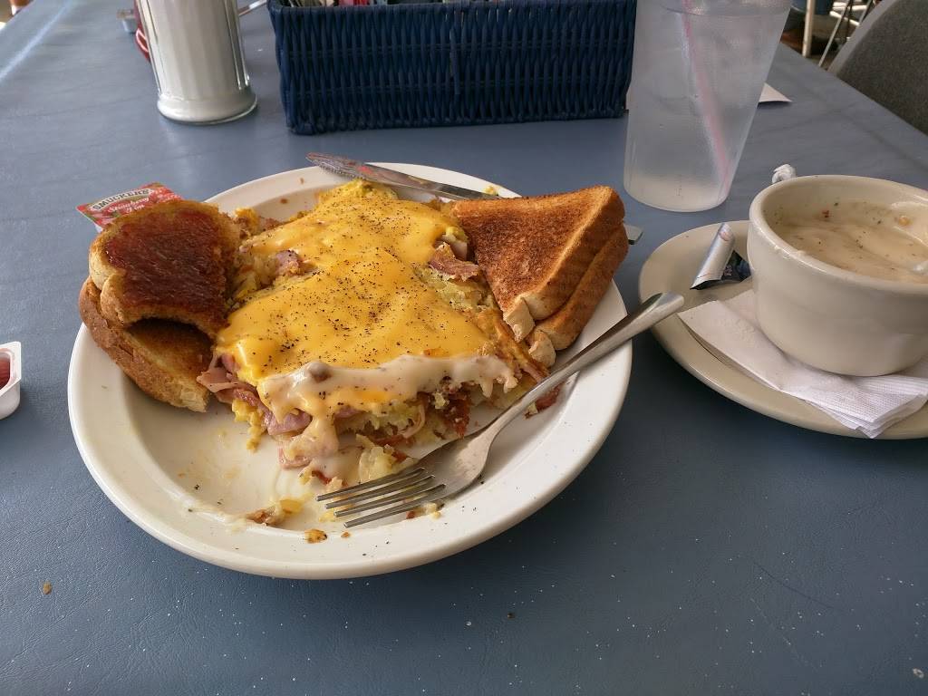 Lady Dis Diner | restaurant | 630 N Kingshighway St, St Charles, MO 63301, USA | 6369164442 OR +1 636-916-4442