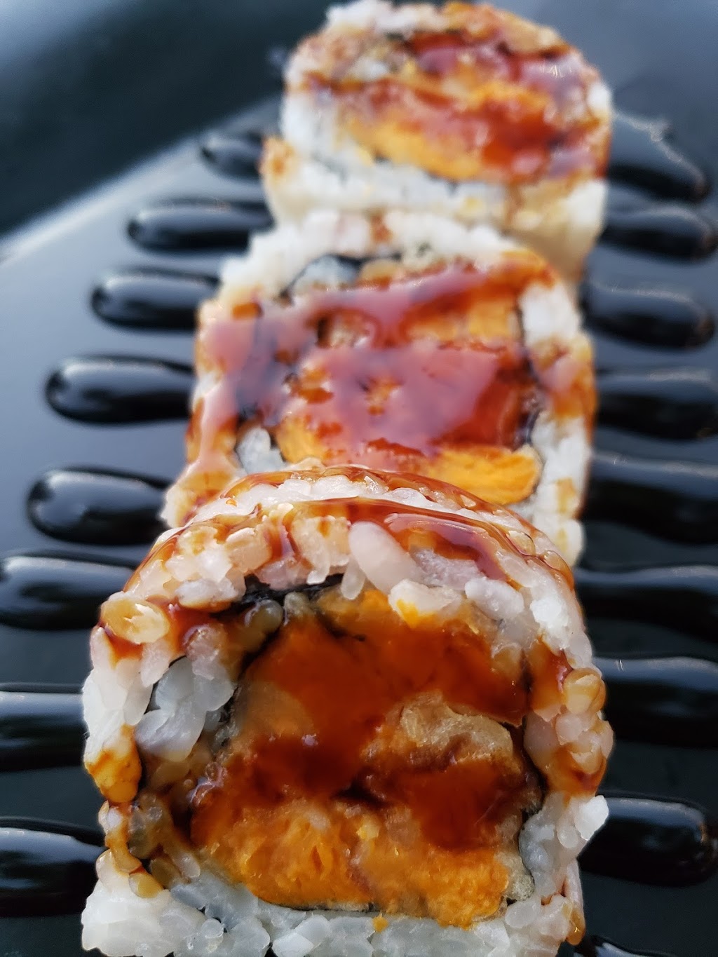 Sushi Hoshi Pilsen | restaurant | 2009 S Laflin St, Chicago, IL 60608, USA | 3129292149 OR +1 312-929-2149