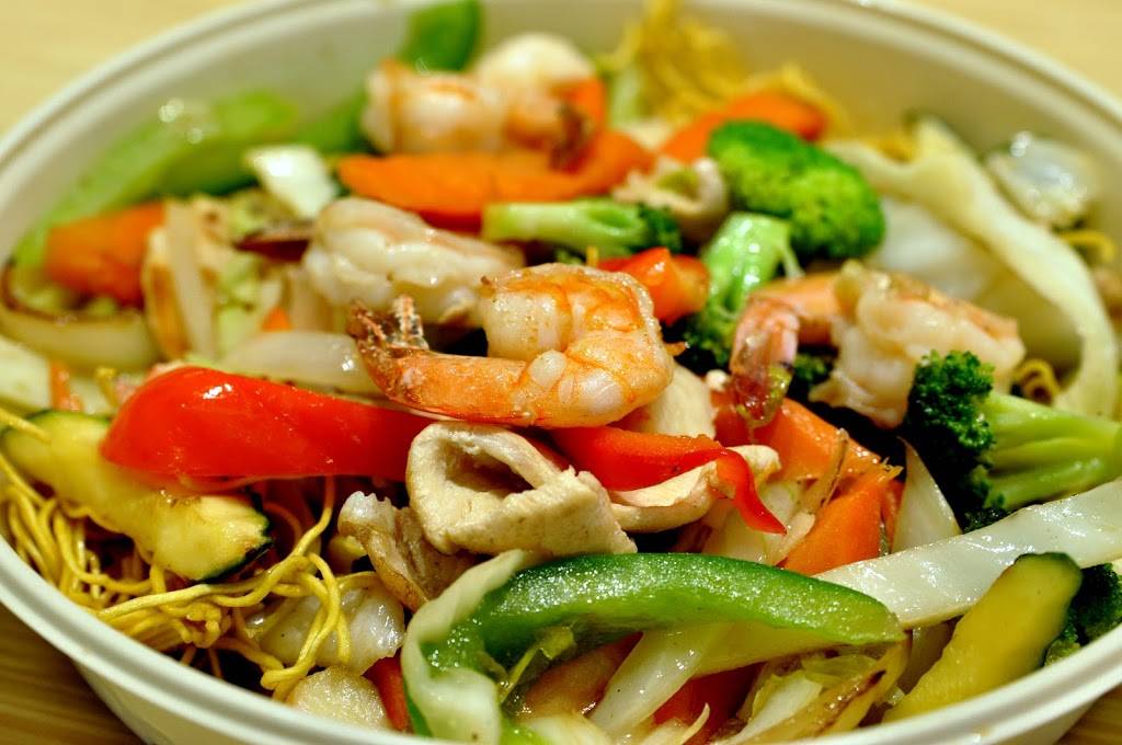 Cambodiana Express | restaurant | 4125 Boulevard des Forges, Trois-Rivières, QC G8Y 1W1, Canada | 8193752525 OR +1 819-375-2525
