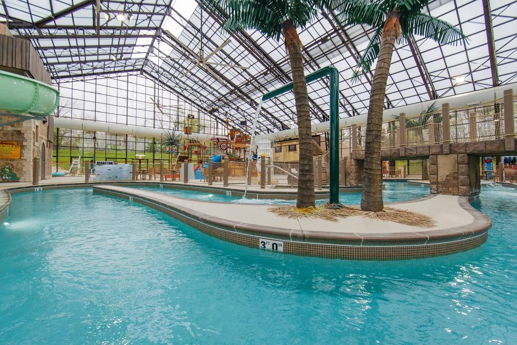 Pirates Cay Indoor Water Park | restaurant | 2558 N 3653rd Rd, Sheridan, IL 60551, USA | 8154963292 OR +1 815-496-3292
