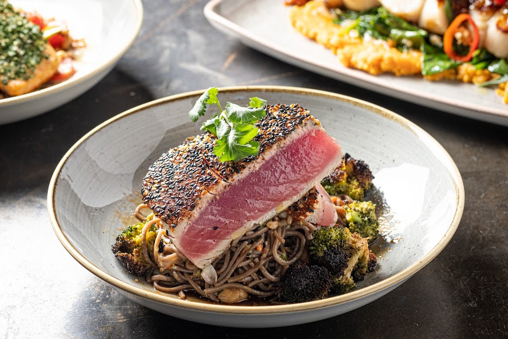 Legal Sea Foods | restaurant | 355 Main St, Cambridge, MA 02142, USA | 6178643400 OR +1 617-864-3400