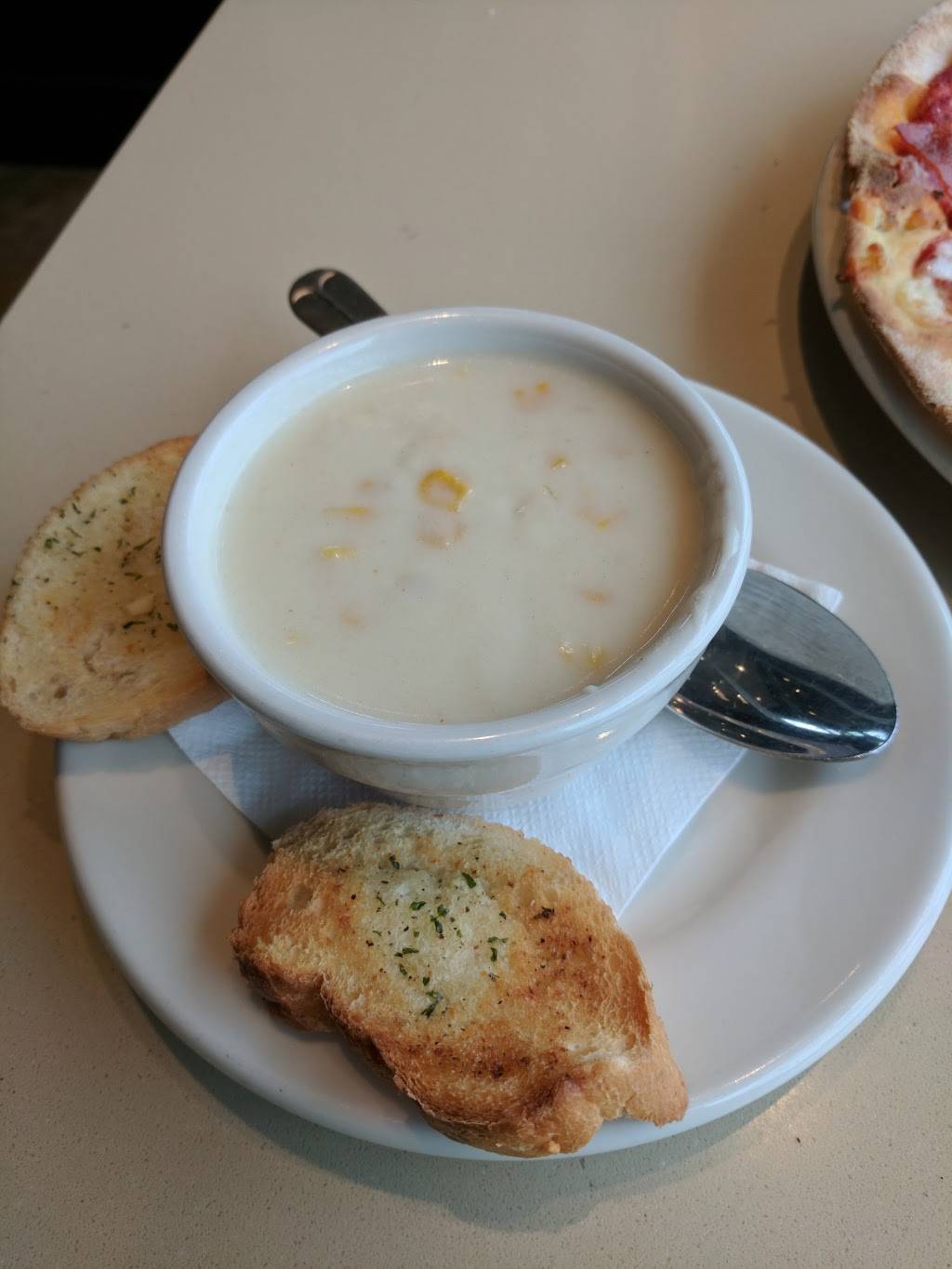 Brixx Wood Fired Pizza - Greenbrier | restaurant | 801 Eden Way N #100, Chesapeake, VA 23320, USA | 7575479824 OR +1 757-547-9824