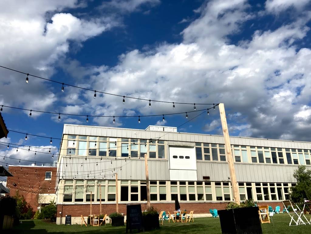 Serendipitys Backlot | restaurant | 950 Danby Rd, Ithaca, NY 14850, United States | 6072732145 OR +1 607-273-2145