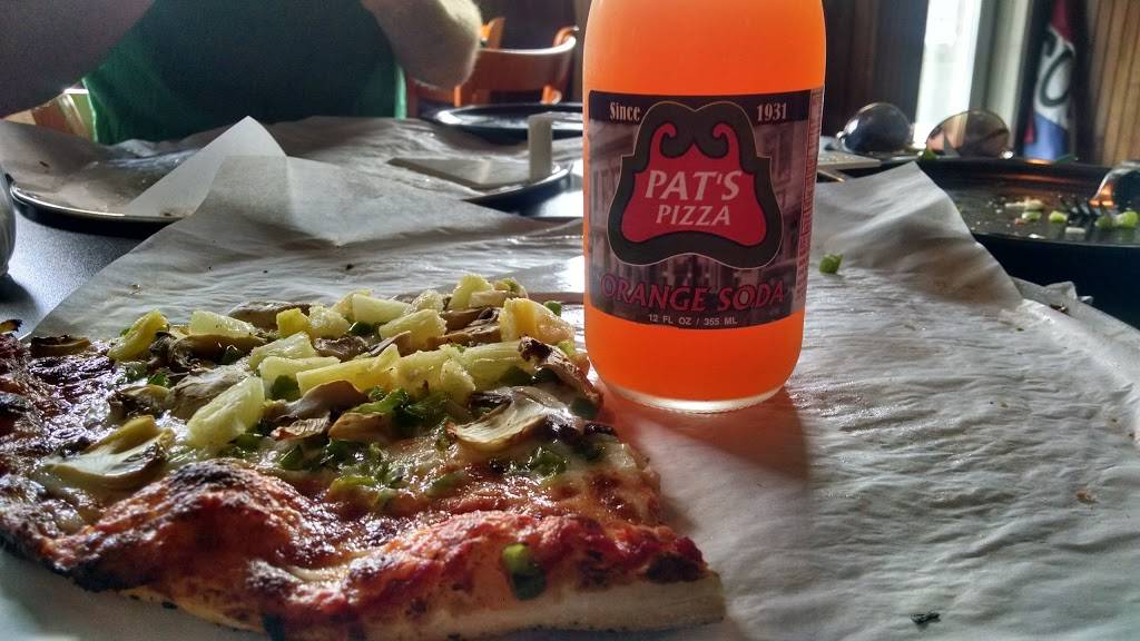 Pats Pizza Dover-Foxcroft | restaurant | 100 E Main St, Dover-Foxcroft, ME 04426, USA | 2075642500 OR +1 207-564-2500