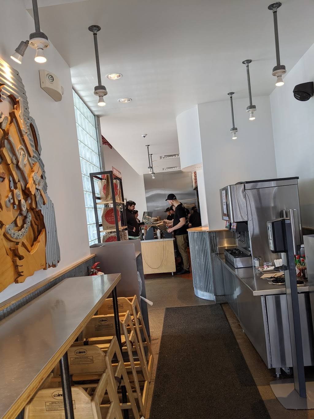 Chipotle Mexican Grill | restaurant | 13203 W Center Rd, Omaha, NE 68144, USA | 4026974903 OR +1 402-697-4903