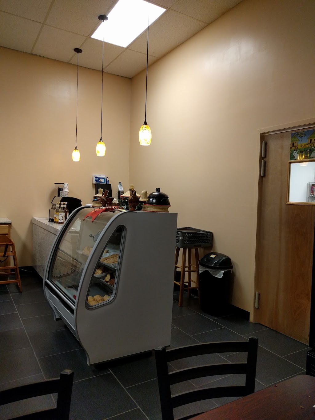 ERITREAN & ETHIOPIAN CAFE | restaurant | 6934 S Lewis Ave, Tulsa, OK 74136, USA | 9184779227 OR +1 918-477-9227