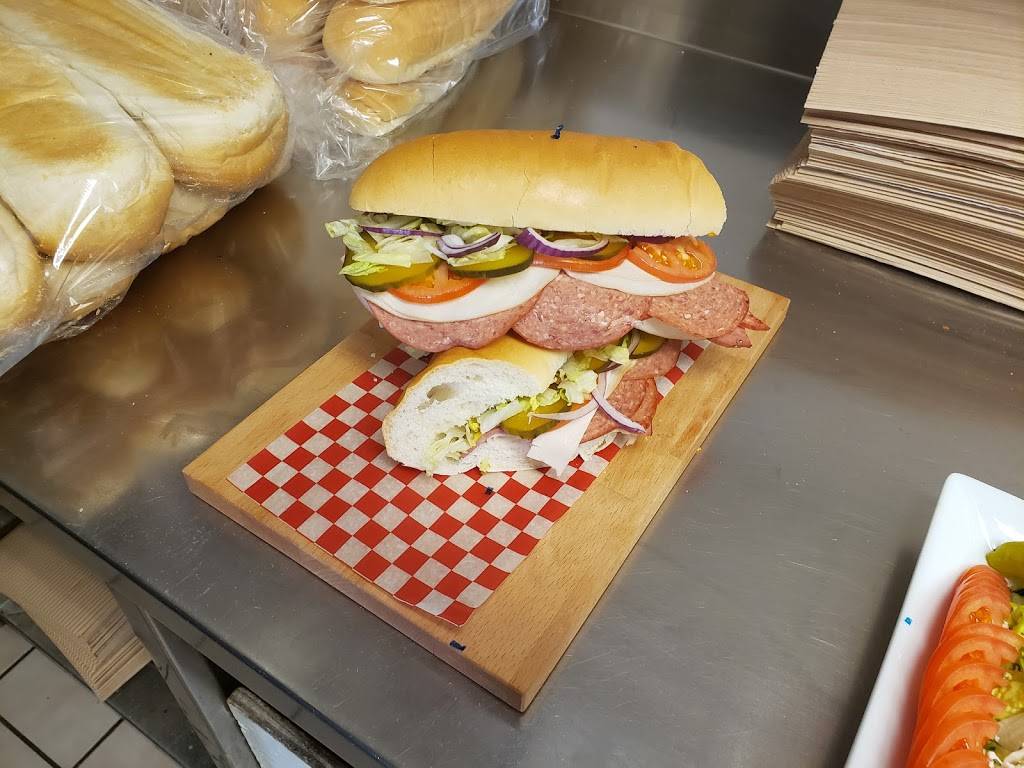 Palermos Pizza | restaurant | 569 Gladstone Ave, Ottawa, ON K1R 5P2, Canada | 6136807774 OR +1 613-680-7774