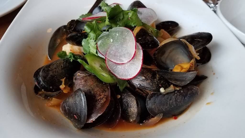 Bluebeard | restaurant | 653 Virginia Ave, Indianapolis, IN 46203, USA | 3176861580 OR +1 317-686-1580