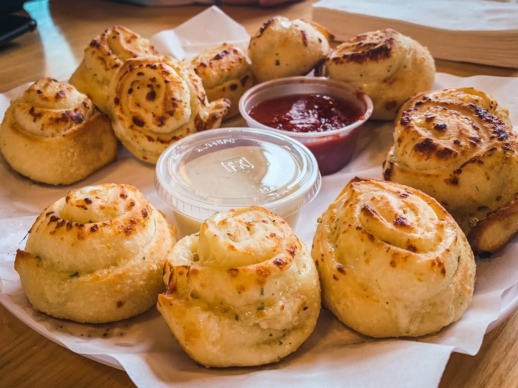 Summit Pizza Co | restaurant | 1873 W Traverse Pkwy f, Lehi, UT 84043, USA | 3853528272 OR +1 385-352-8272