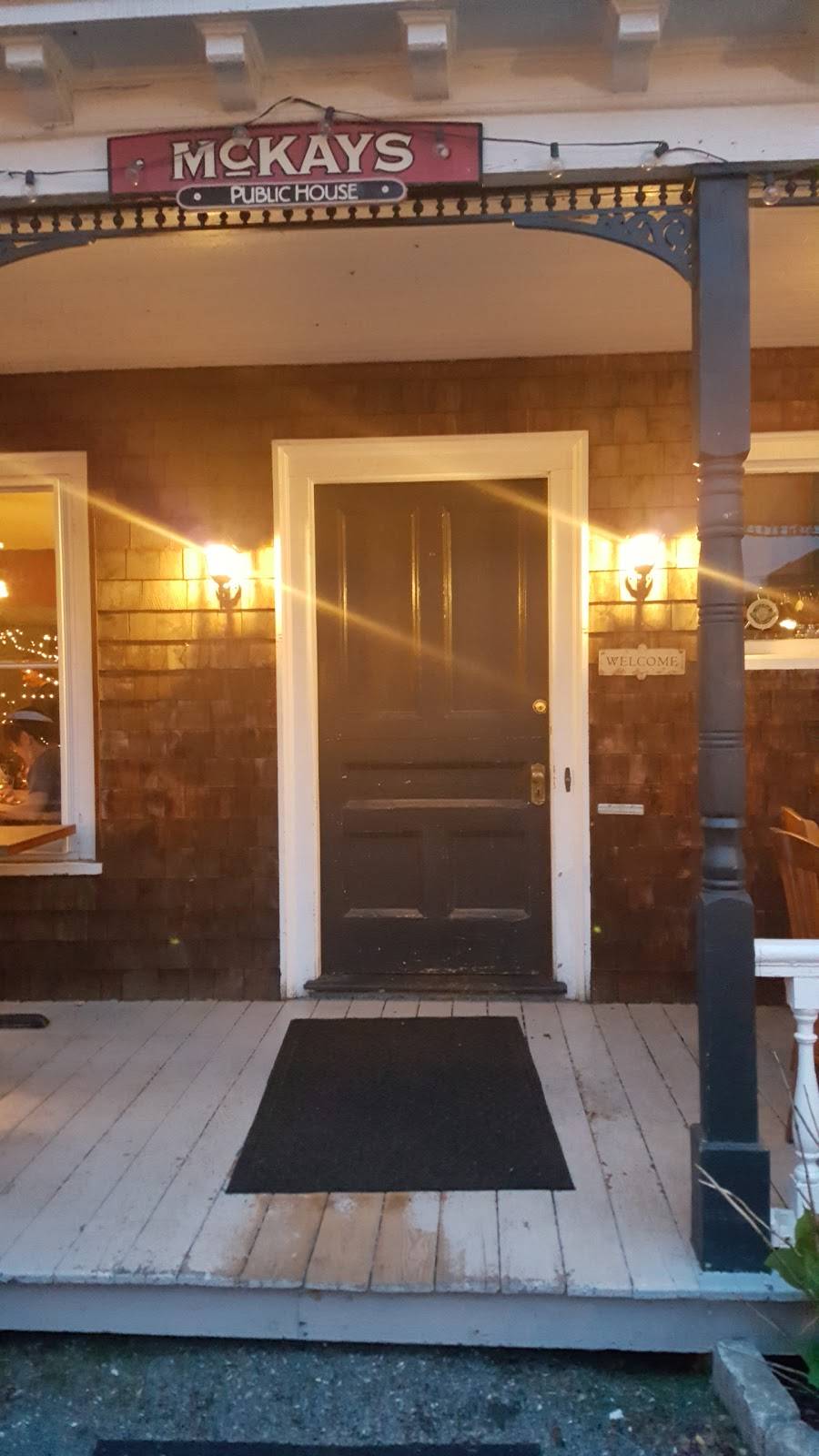 McKays Public House | restaurant | 231 Main St, Bar Harbor, ME 04609, USA | 2072882002 OR +1 207-288-2002