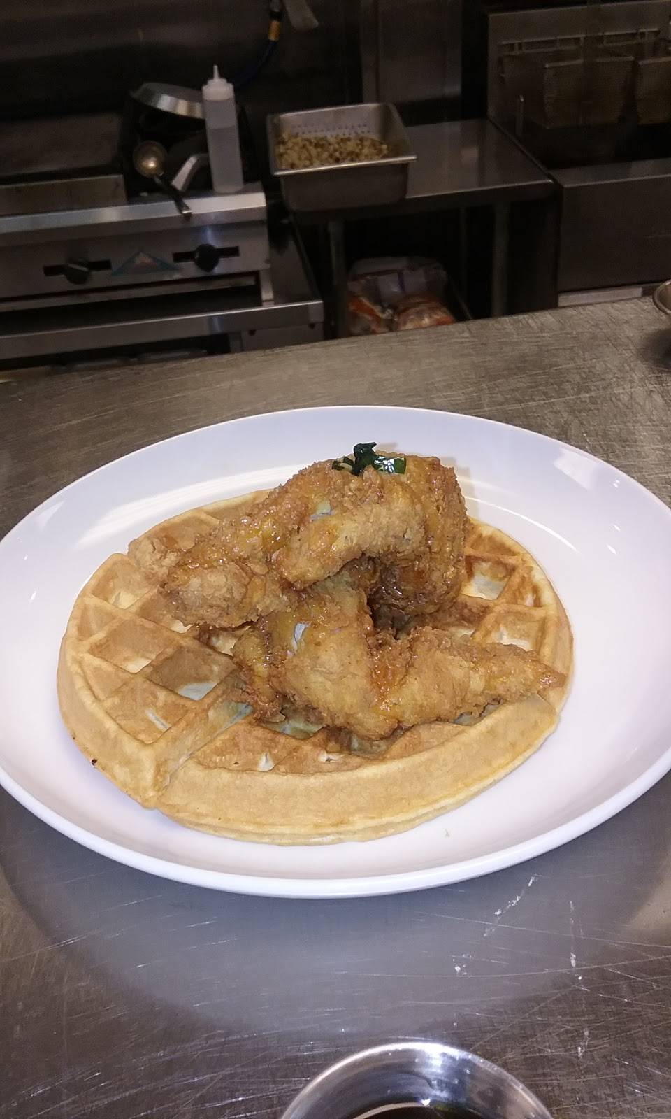 The Wine Loft Bar | restaurant | 7890 E 106th Pl S #14, Tulsa, OK 74133, USA | 9189704766 OR +1 918-970-4766