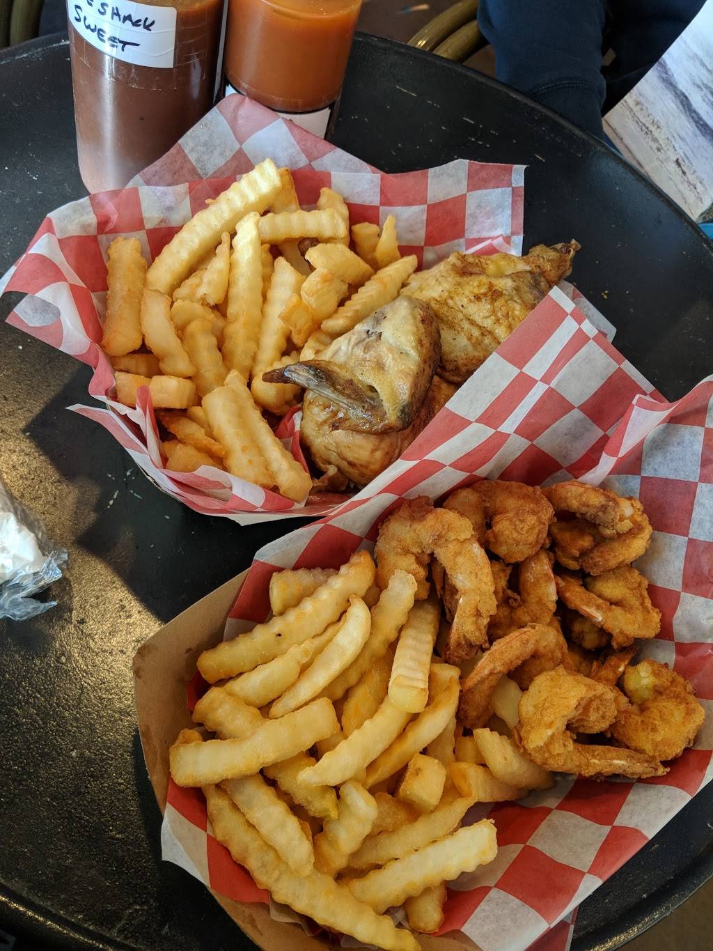 LOVE SHACK BBQ SHRIMP AND YARD BIRD | restaurant | 11 Main St, Jekyll Island, GA 31527, USA | 9126352253 OR +1 912-635-2253